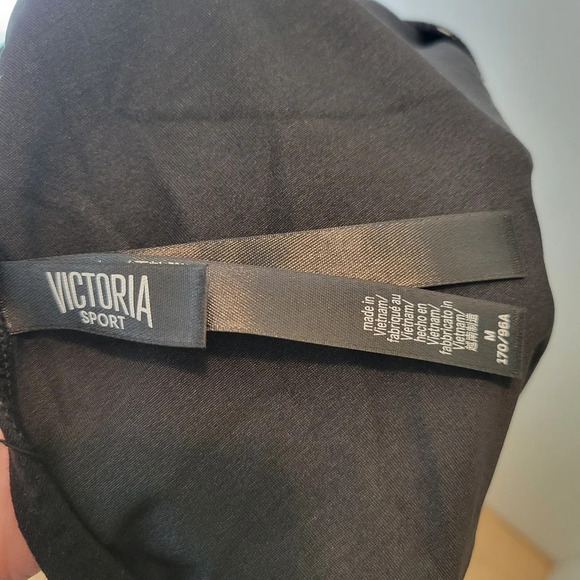 ❤️ 3 for $35 Victoria's Secret sport one shoulder short sleeve crop top medium - Picture 5 of 6